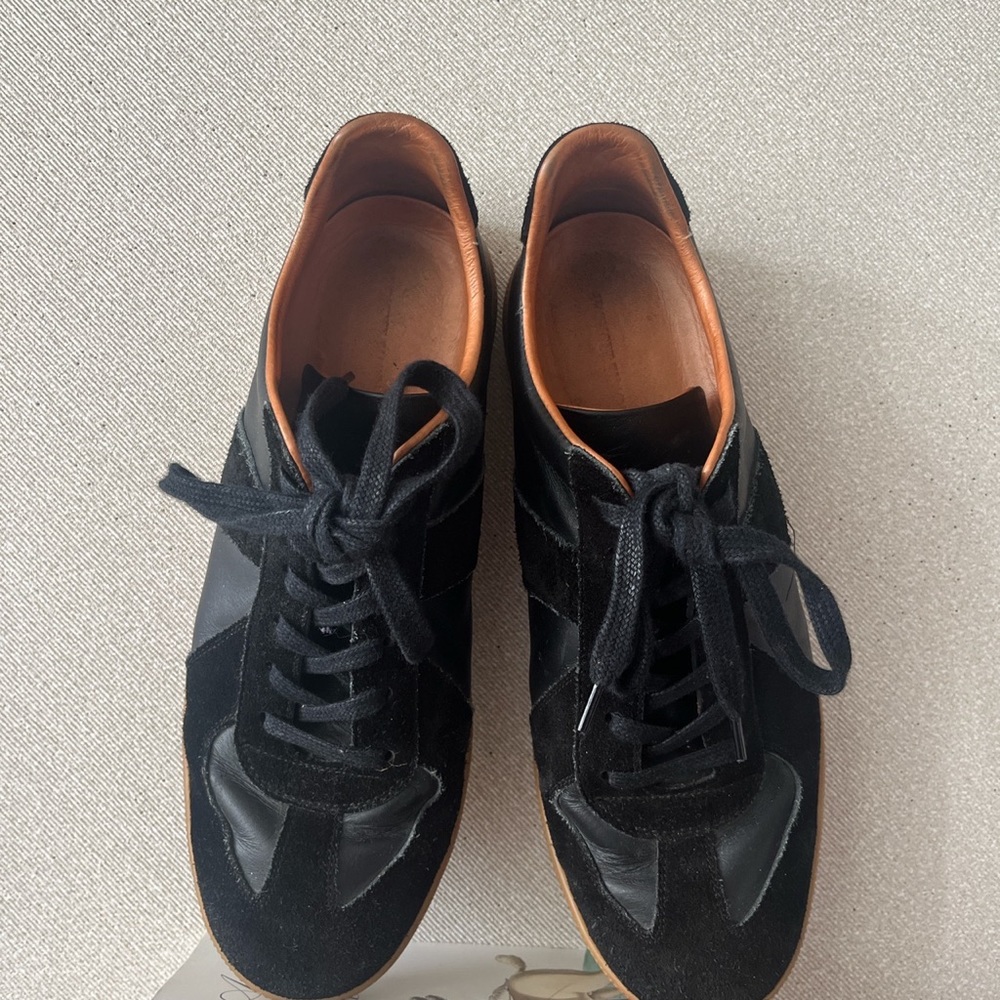 Beckett Simon German army trainers size 9.5